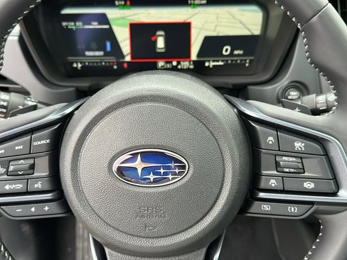 Certified 2025 Subaru Forester Limited image 11