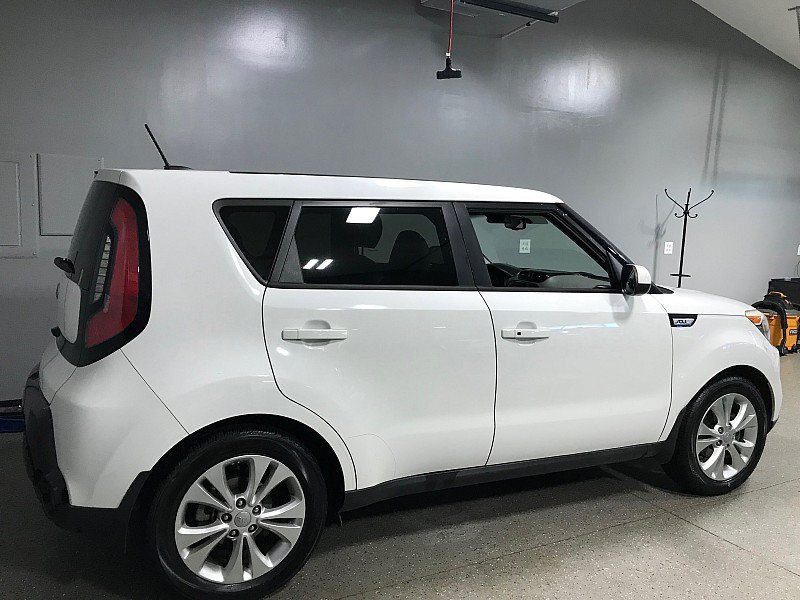 Used 2016 Kia Soul + w/ Primo Package FWD image 5