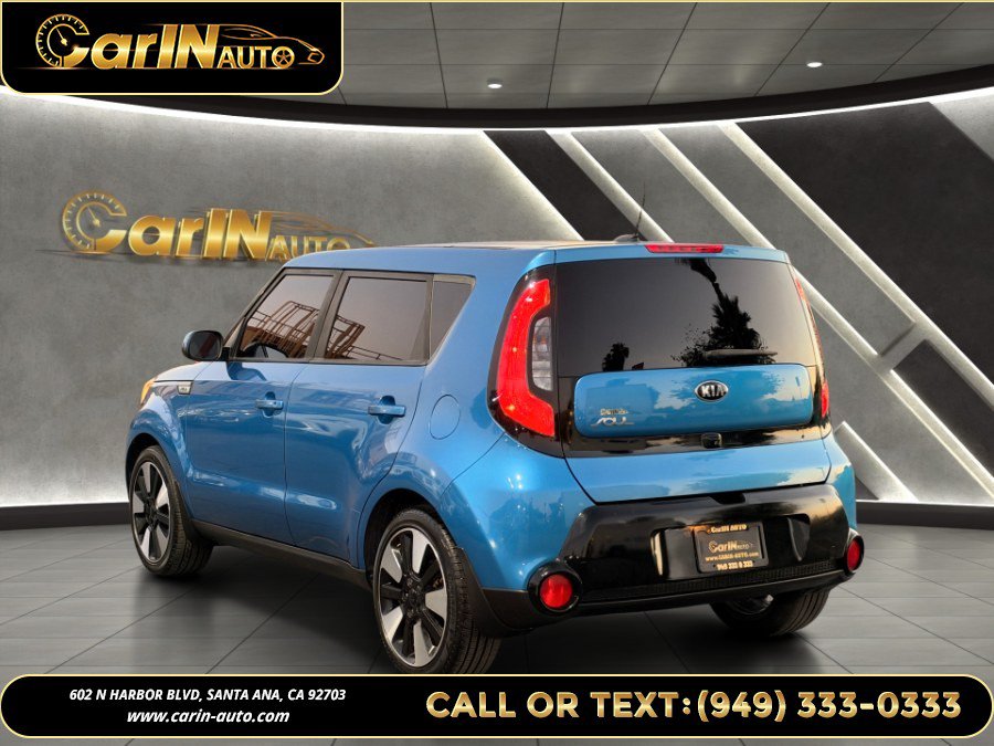 Used 2016 Kia Soul + w/ Designer's Package FWD image 7