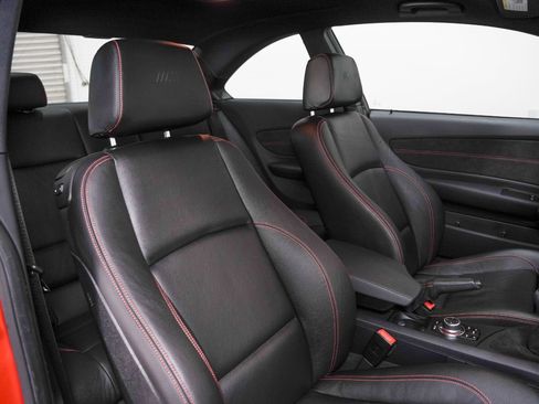 Used 2011 BMW 1 Series M image 26