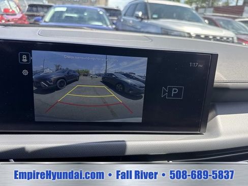 Used 2025 Hyundai Sonata SE FWD image 21