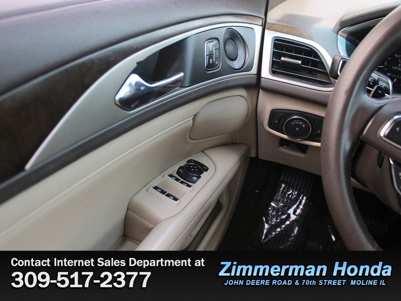 Used 2018 Lincoln MKZ Reserve FWD image 12