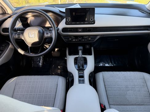 Used 2024 Honda HR-V LX image 29