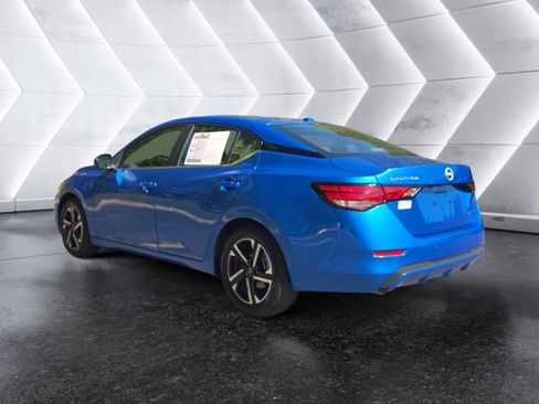 Used 2025 Nissan Sentra SV FWD image 3