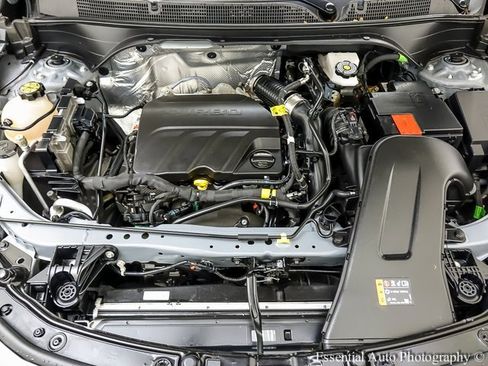 Used 2025 Buick Envista Sport Touring w/ Convenience I Package image 24