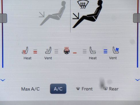 Used 2022 RAM 1500 Limited w/ Body Color Bumper Group image 13