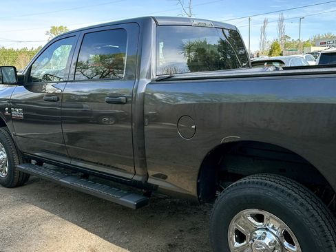 Used 2016 RAM 2500 Tradesman w/ Chrome Appearance Group AWD/4WD image 6