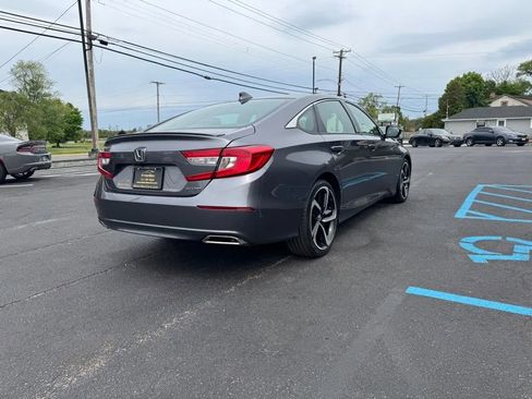 Used 2019 Honda Accord Sport image 3