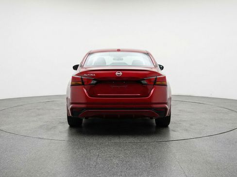 Used 2025 Nissan Altima 2.5 SV image 7