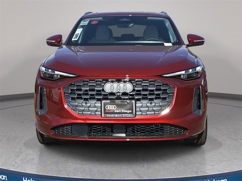 New 2025 Audi Q5 Prestige image 2