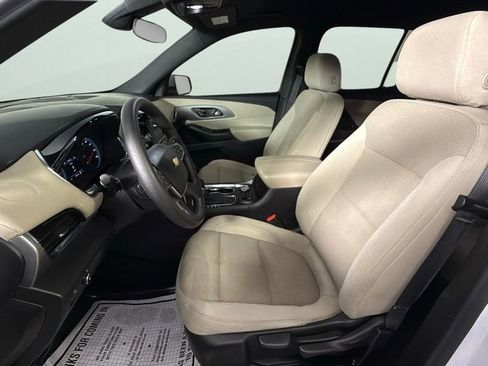 Used 2023 Chevrolet Traverse LS w/ Safety Package FWD image 12