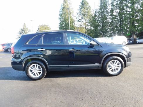 Used 2014 Kia Sorento LX AWD/4WD image 21