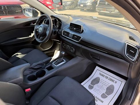 Used 2014 MAZDA MAZDA3 i Sport image 30