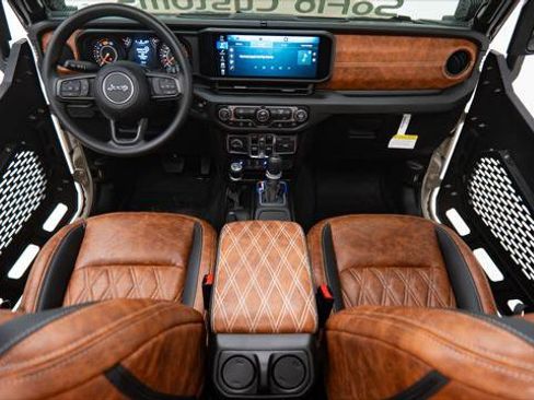 Used 2026 Jeep Wrangler Unlimited Sport image 2