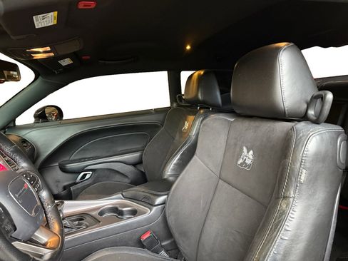 Used 2020 Dodge Challenger R/T Scat Pack image 10