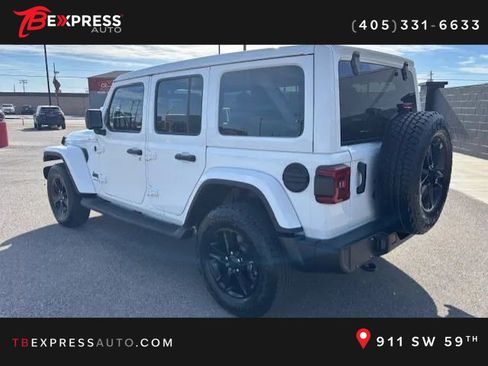 Used 2023 Jeep Wrangler Unlimited Sahara image 5