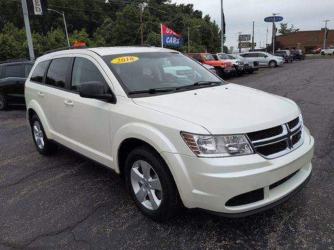 Used 2016 Dodge Journey SE w/ Flexible Seating Group FWD image 1
