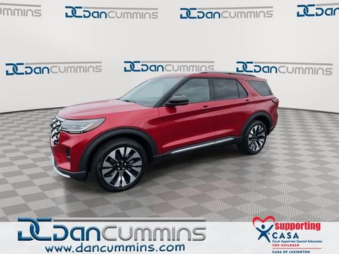 New 2025 Ford Explorer Platinum w/ LUX Leather Package AWD/4WD image 4