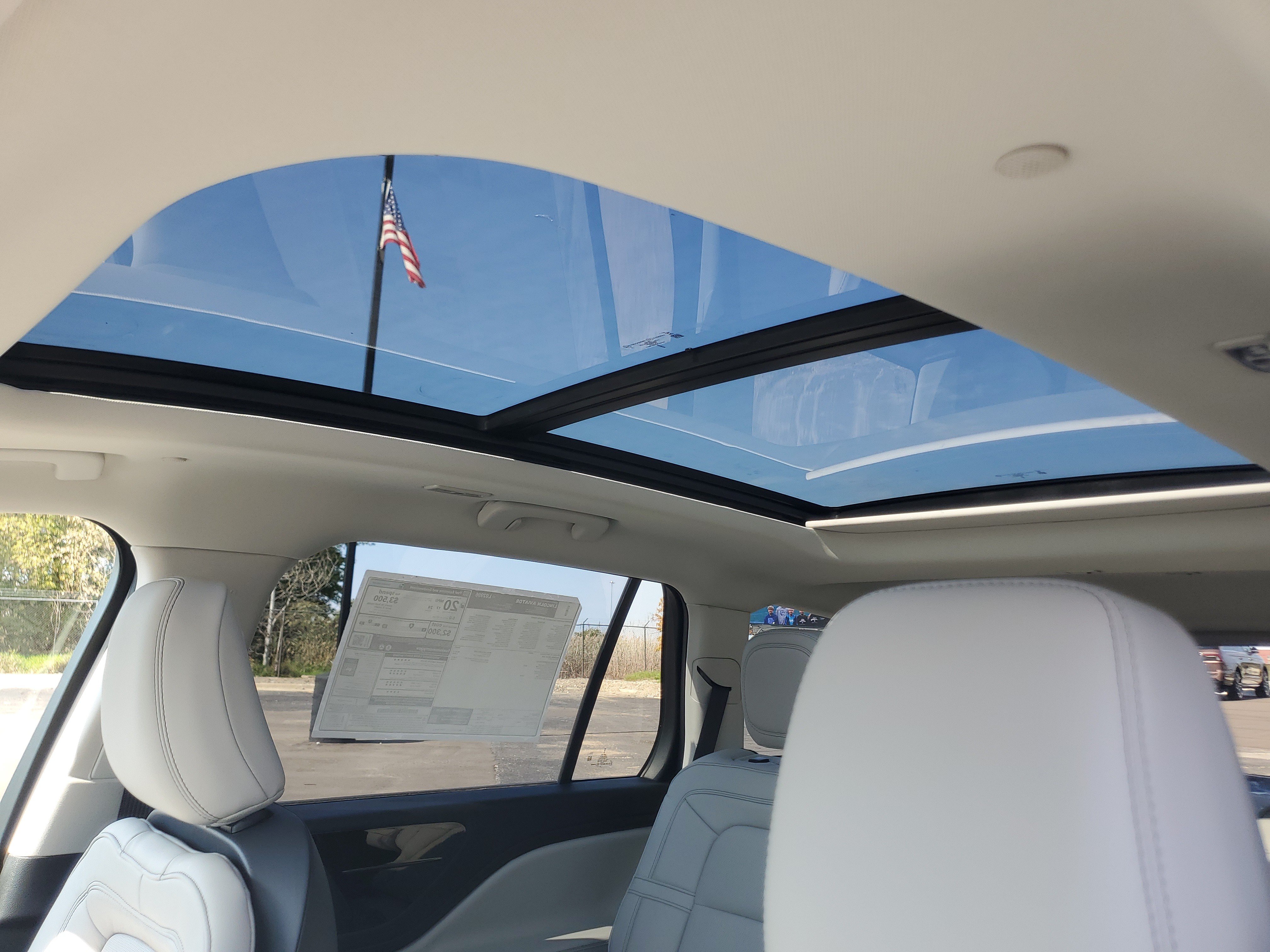 New 2027 Lincoln Aviator Reserve w/ Jet Appearance Package AWD/4WD image 9