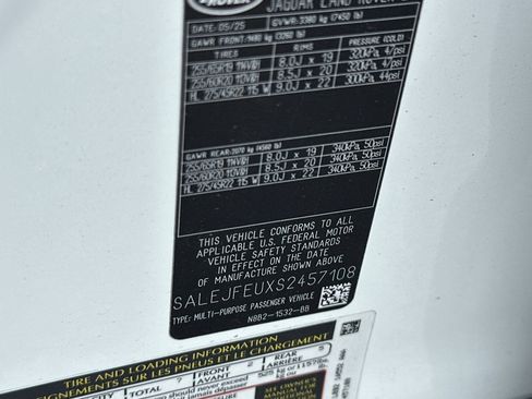 New 2025 Land Rover Defender 130 S image 27