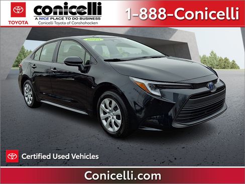 Certified 2025 Toyota Corolla LE image 1