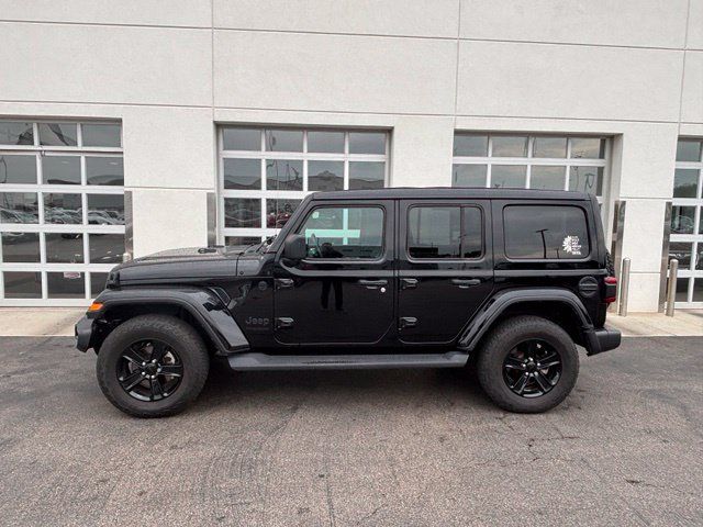 Used 2022 Jeep Wrangler Unlimited Sahara AWD/4WD image 3