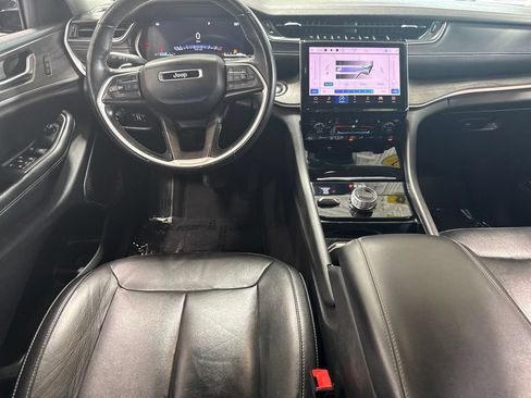 Used 2022 Jeep Grand Cherokee Limited AWD/4WD image 15
