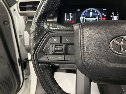 Used 2025 Toyota Tacoma SR5 image 18