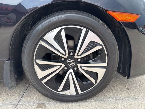 Used 2017 Honda Civic EX-T image 45