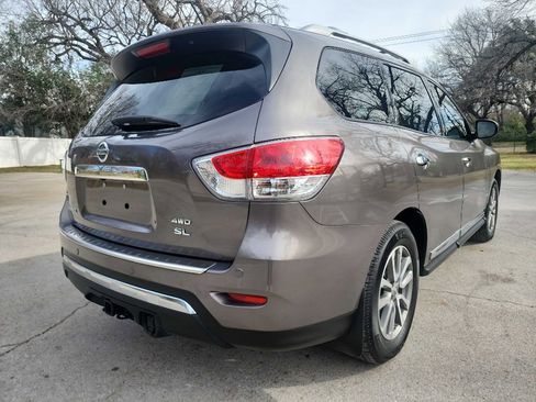 Used 2014 Nissan Pathfinder SL w/ Trailer Tow Package image 10