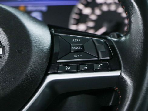 Used 2024 Nissan Altima 2.5 SR image 14