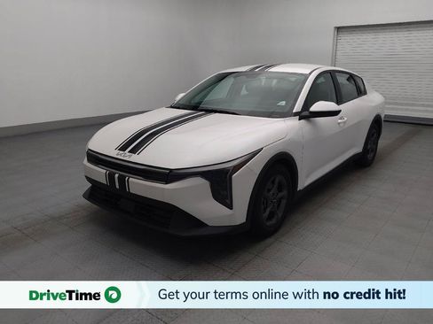 Used 2025 Kia K4 FWD image 1