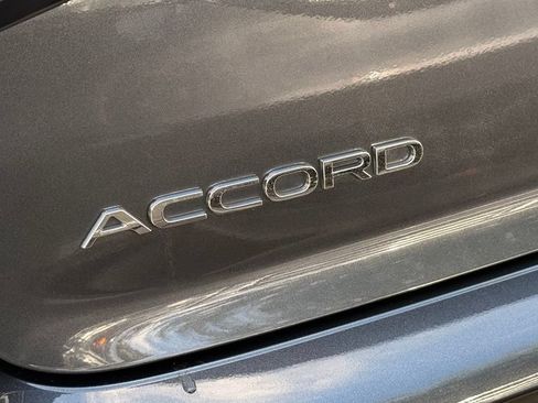 Used 2023 Honda Accord EX-L image 12