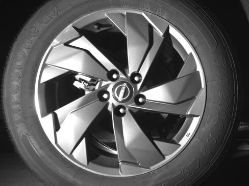 Used 2025 Nissan Rogue SV FWD image 15