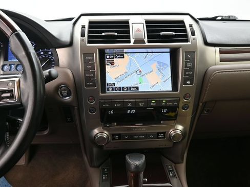 Used 2017 Lexus GX 460 Premium w/ Premium Package AWD/4WD image 12