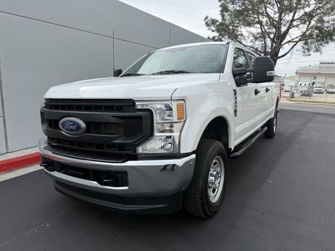 Used 2022 Ford F250 XL w/ Power Equipment Group AWD/4WD image 1