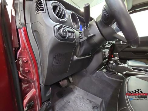 Used 2021 Jeep Gladiator Overland w/ Popular Equipment Package image 31