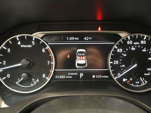 Used 2023 Nissan Rogue SV image 10