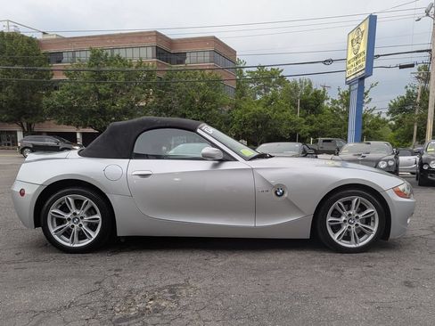Used 2004 BMW Z4 3.0i RWD image 6