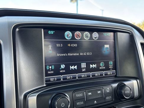 Used 2018 GMC Sierra 1500 SLT w/ SLT Premium Package image 13