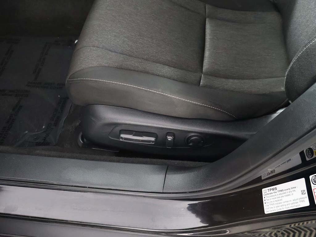 Used 2024 Honda Accord EX image 31