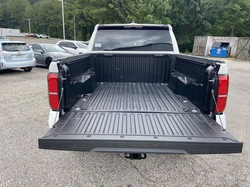 Used 2024 Toyota Tacoma SR5 RWD image 9
