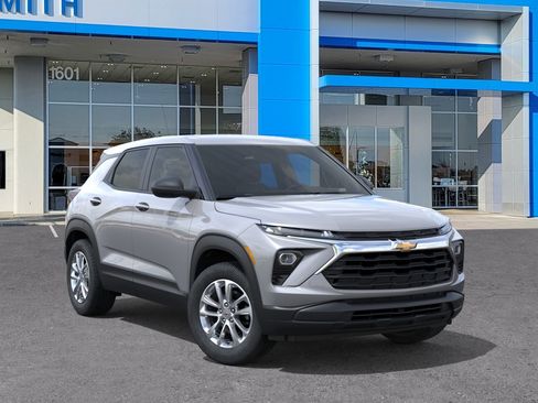New 2026 Chevrolet TrailBlazer LS w/ LS Convenience Package FWD image 7