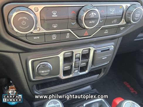 Used 2023 Jeep Wrangler Sport S w/ Sun And Sound Package image 23