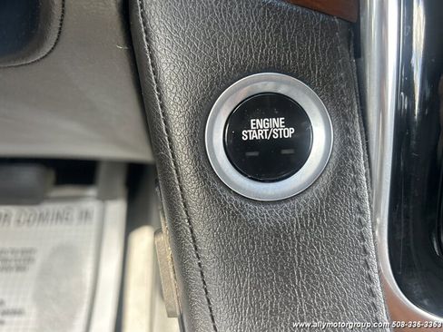 Used 2017 Cadillac Escalade Premium Luxury image 15