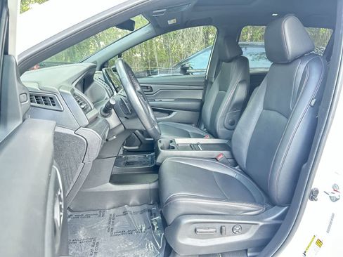 Certified 2024 Honda Odyssey Sport image 11