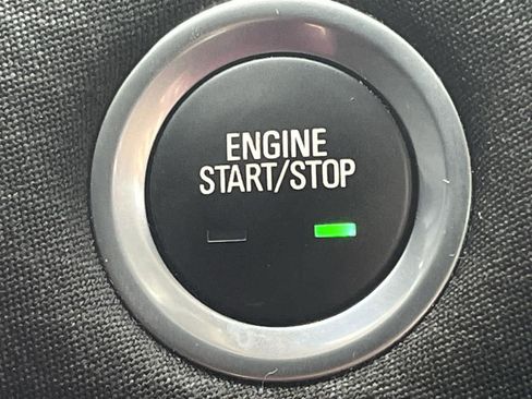 Used 2023 Chevrolet Malibu LT image 29