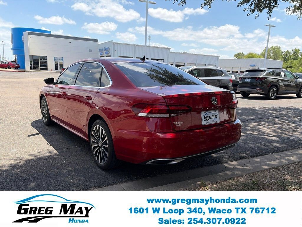 Used 2022 Volkswagen Passat 2.0T FWD image 6