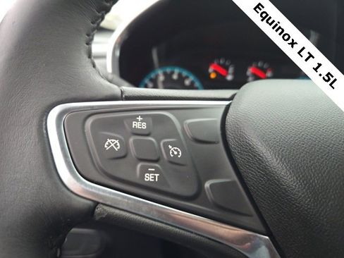 Used 2018 Chevrolet Equinox LT image 27