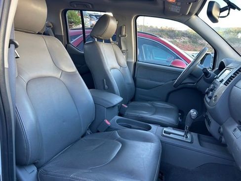 Used 2019 Nissan Frontier SL image 20